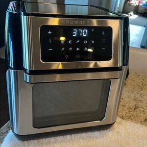 Crownful air fryer.